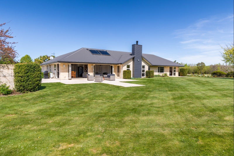 1/634 Weedons Road, Christchurch - Carousel 2