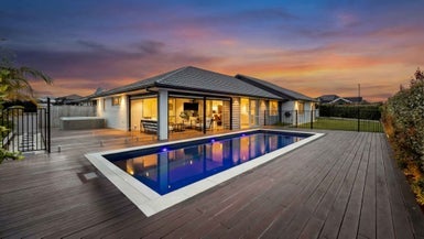 24 Sir Lincoln Drive, Kumeu - Carousel 1