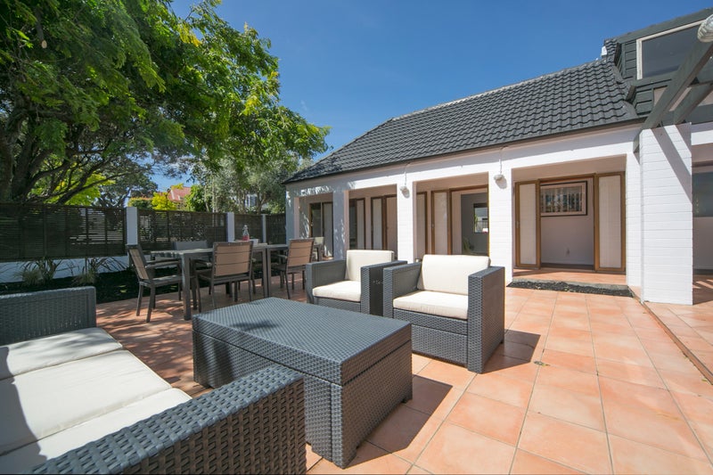 6 Tuhaere Street, Orakei, Auckland - Carousel 2