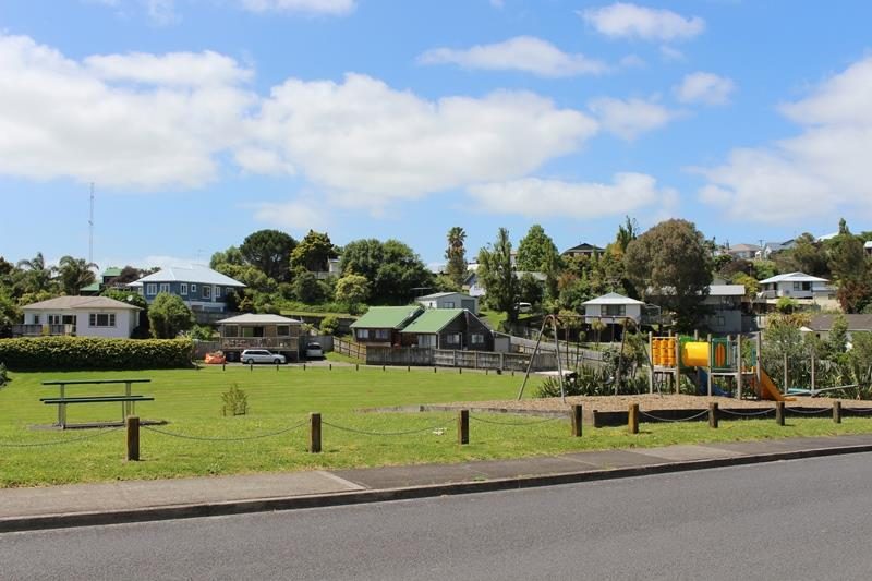 52 Keegan Drive, Massey, Auckland - Carousel 18