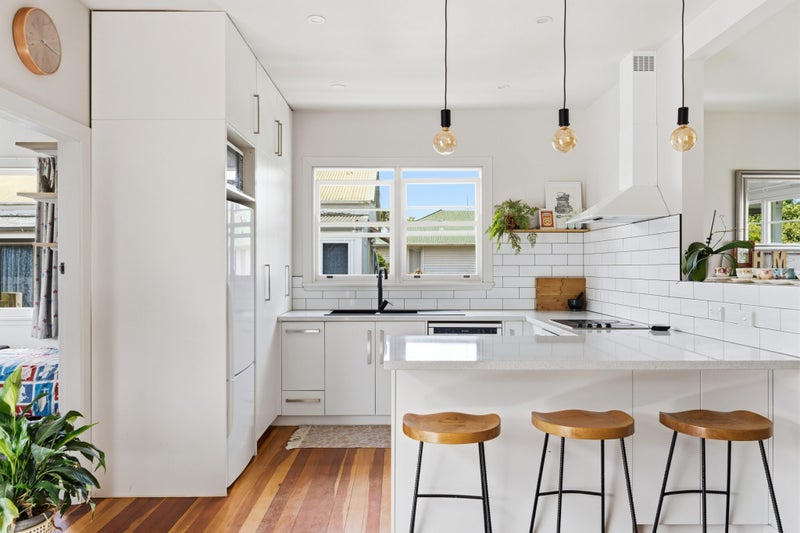 12 Steed Avenue, Te Hapara, Gisborne - Carousel 2