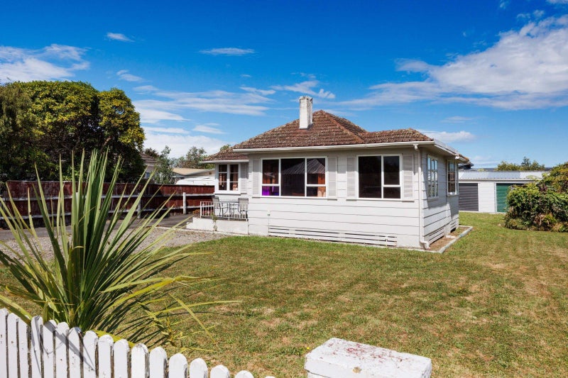 48 Tweed Street, Roslyn, Palmerston North - Carousel 1