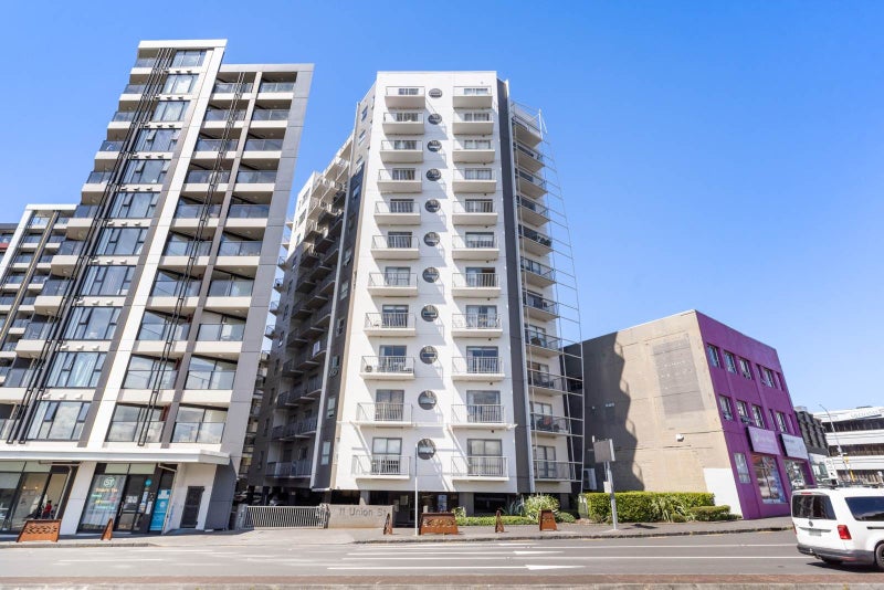 810/11 Union Street, Auckland Central, Auckland - Carousel 1