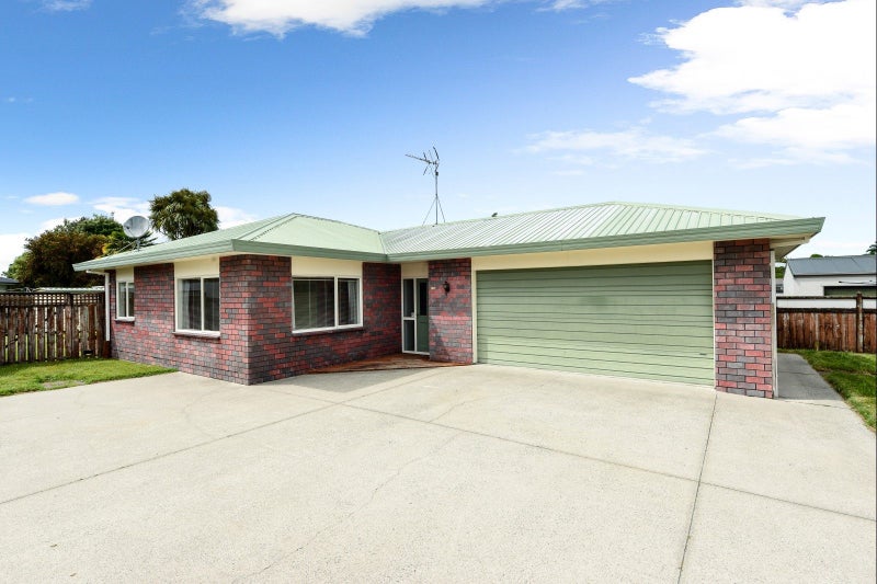 22A Burns Street, Leamington, Cambridge - Carousel 1