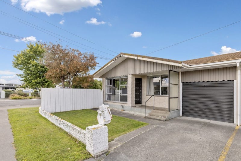 1 Cheviot Street, Spreydon, Christchurch - Carousel 1