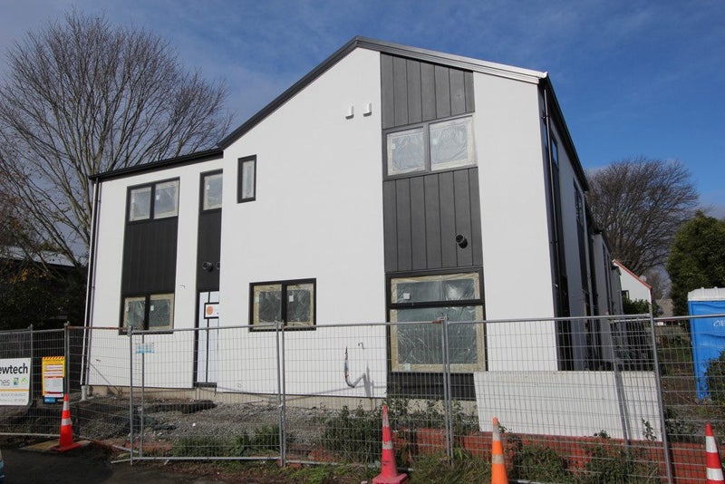 11 Brockworth Place, Riccarton, Christchurch - Carousel 1