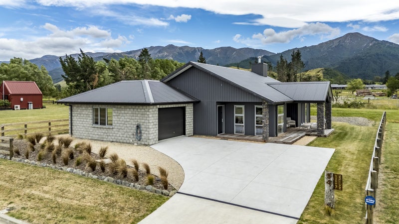 34 William Jones Place, Hanmer Springs, Hanmer Springs - Carousel 1