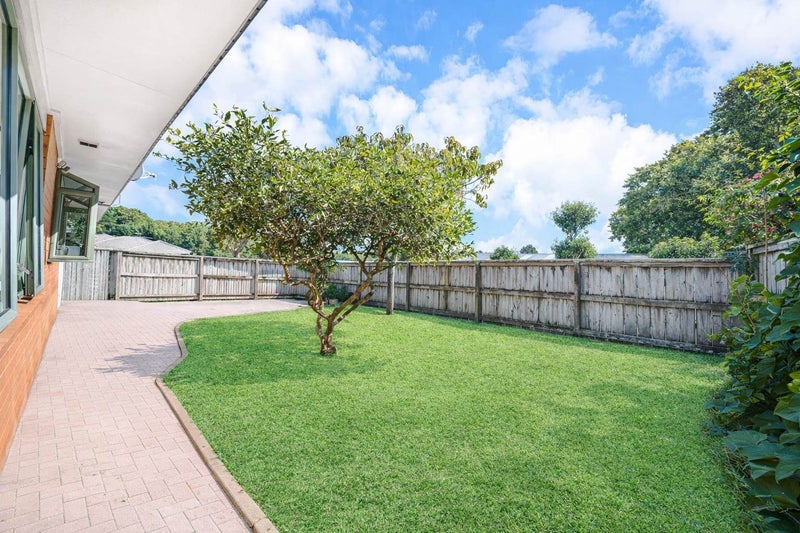 2 Benville Place, Royal Oak, Auckland - Carousel 2