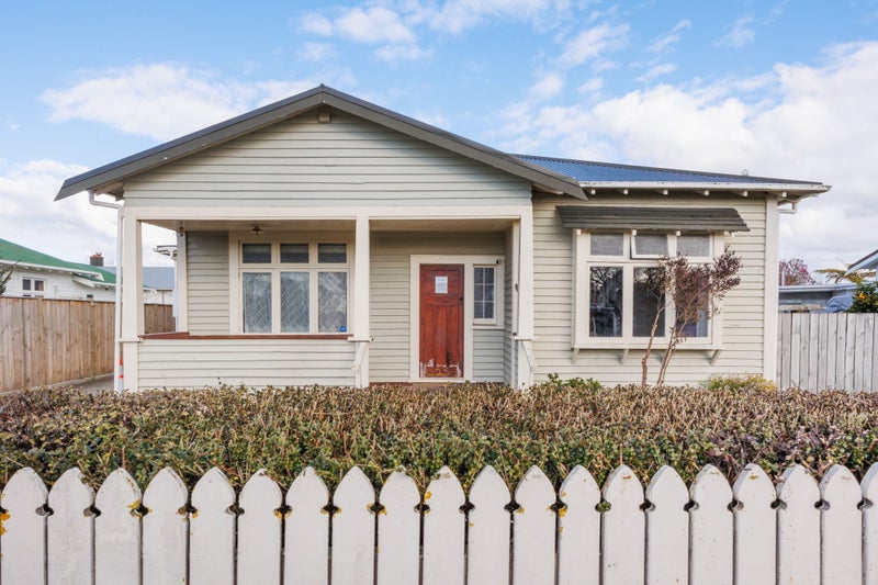 50 Chelwood Street, Takaro, Palmerston North - Carousel 1