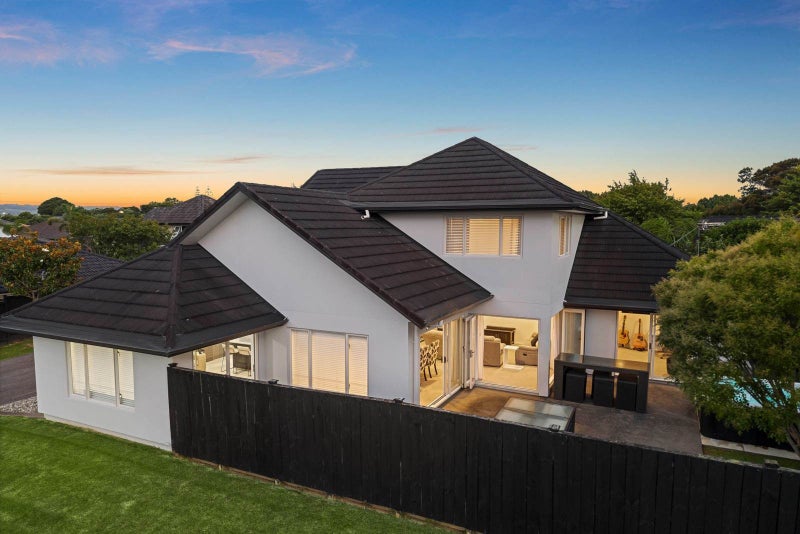 4 Rivoli Place, Karaka, Papakura - Carousel 2