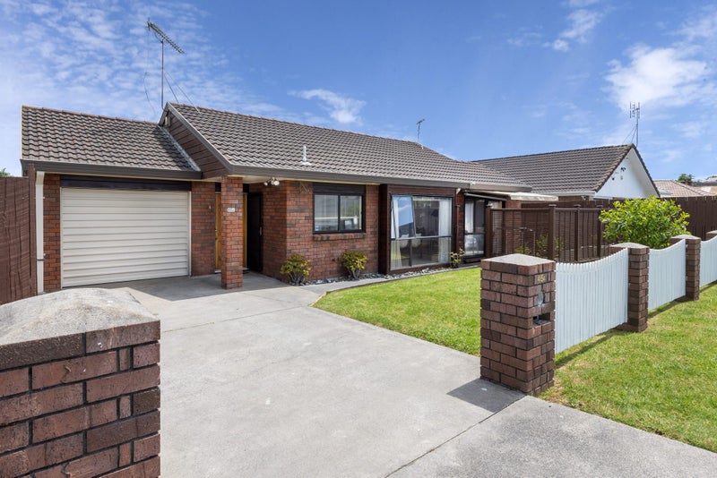 45A Elliot Street, Howick, Auckland - Carousel 1