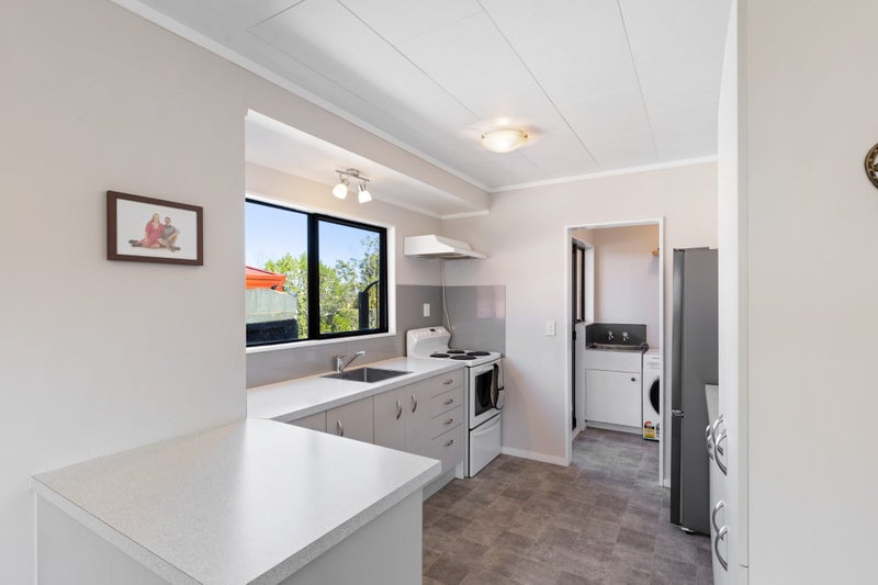 8 Cynthia Crescent, Te Aroha, Te Aroha - Carousel 2