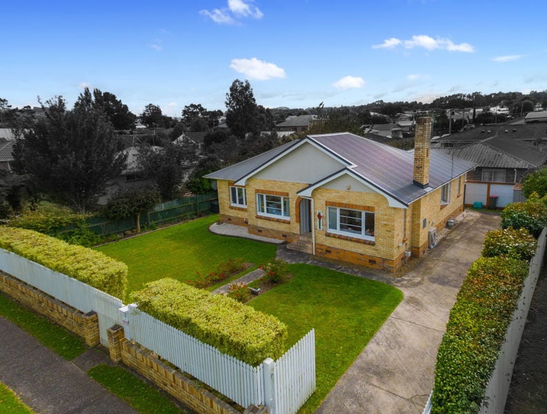 2 Gibson Road, Tuakau, Tuakau - Carousel 1