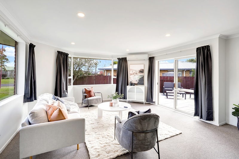 20 Bouverie Crescent, Flagstaff, Hamilton - Carousel 2