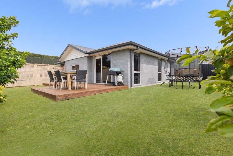 16 Sharman Place, Pyes Pa, Tauranga - Carousel 2