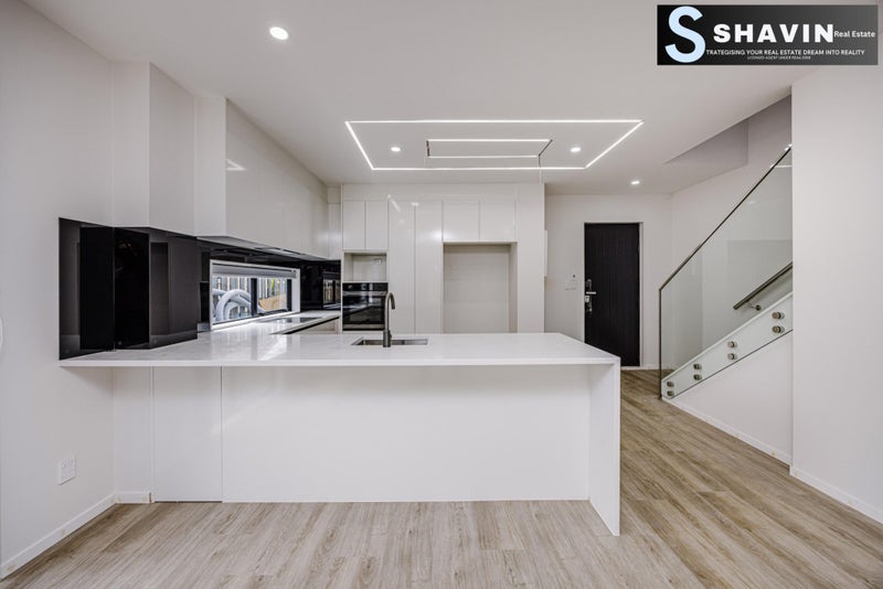 84 Kirkbride Road, Mangere, Auckland - Carousel 2