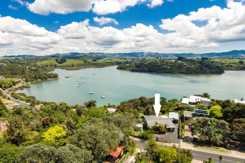 3 Kanuka Road, Sandspit, Warkworth - Carousel 2