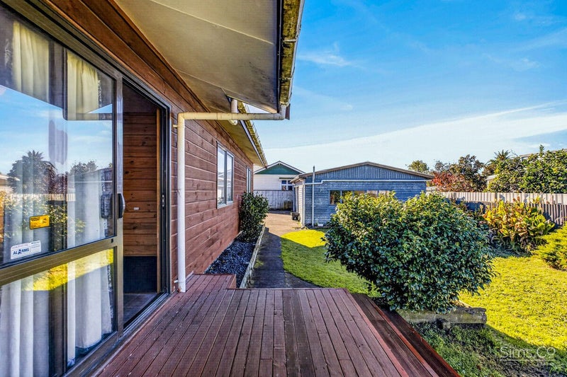 78 Pitt Street, Whanganui, Whanganui - Carousel 2
