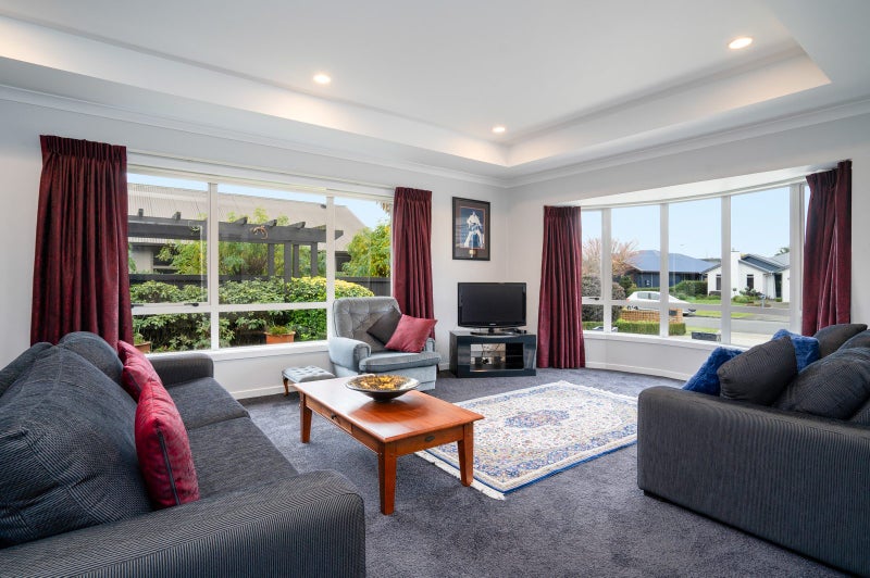 7 Cooper Crescent, Cambridge, Cambridge - Carousel 2