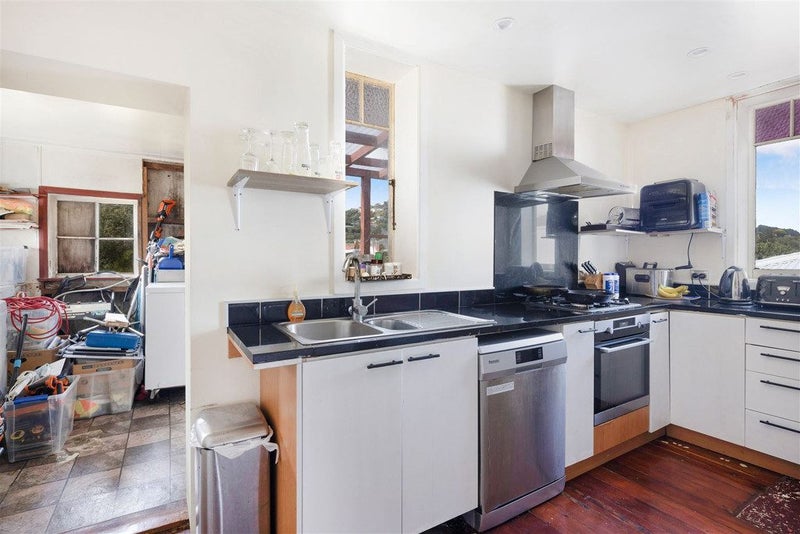 4 Middleton Road, Johnsonville, Wellington - Carousel 11