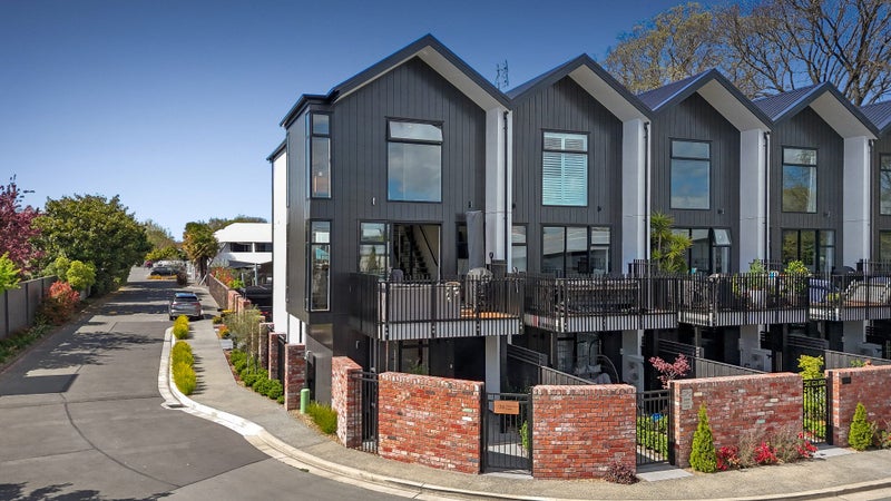 1/30 Amuri Park Lane, Christchurch Central, Christchurch - Carousel 1