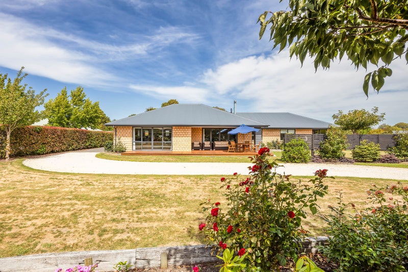 6 Willowside Place, Amberley, Amberley - Carousel 2