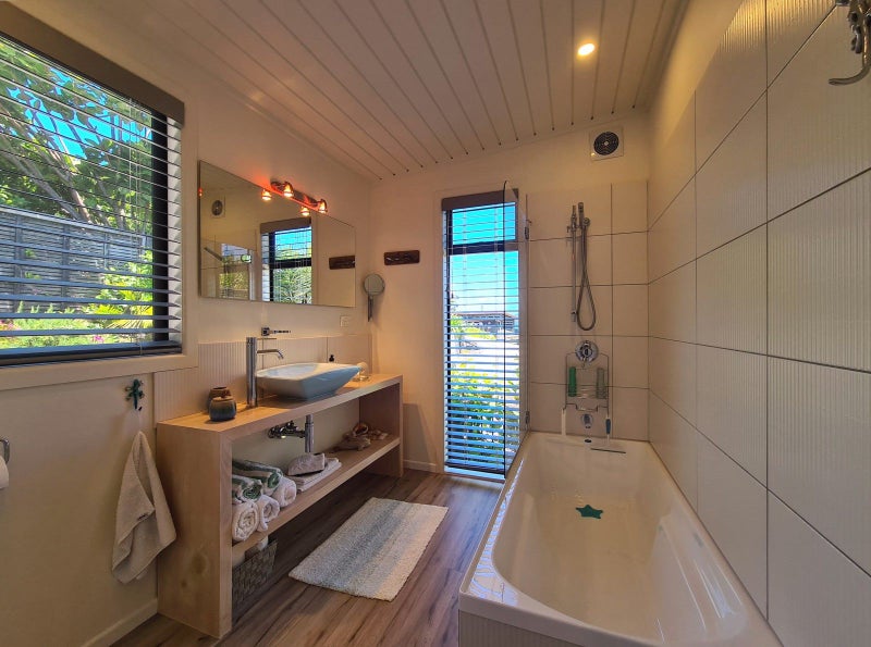 1600 Wyuna Bay Road, Wyuna Bay, Coromandel - Carousel 24