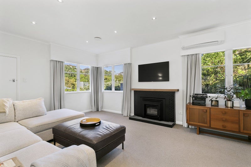 51 Jackson Street, Island Bay, Wellington - Carousel 2