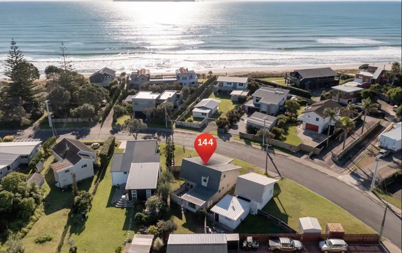 144 Karewa Parade, Papamoa Beach, Tauranga, Bay Of Plenty - Carousel 1
