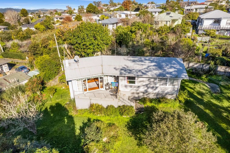 1 Hazelmere Street, Wellsford, Wellsford - Carousel 1