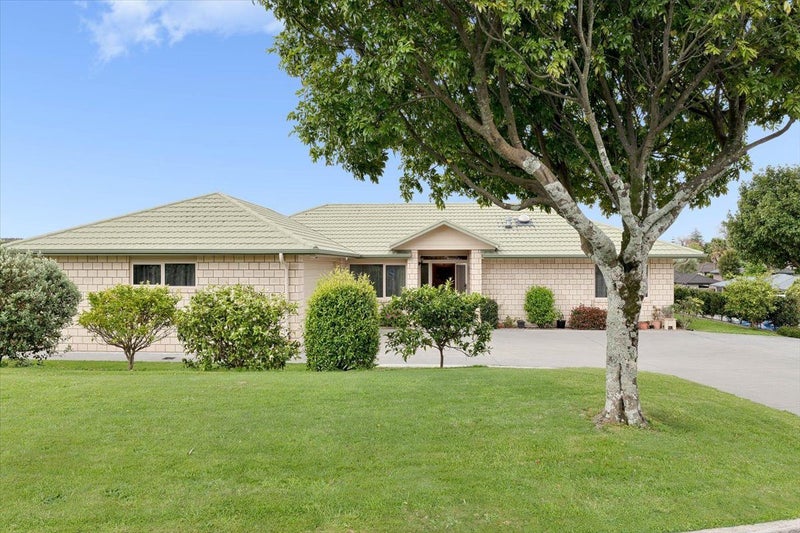 11 Maddison Place, Welcome Bay, Tauranga - Carousel 1