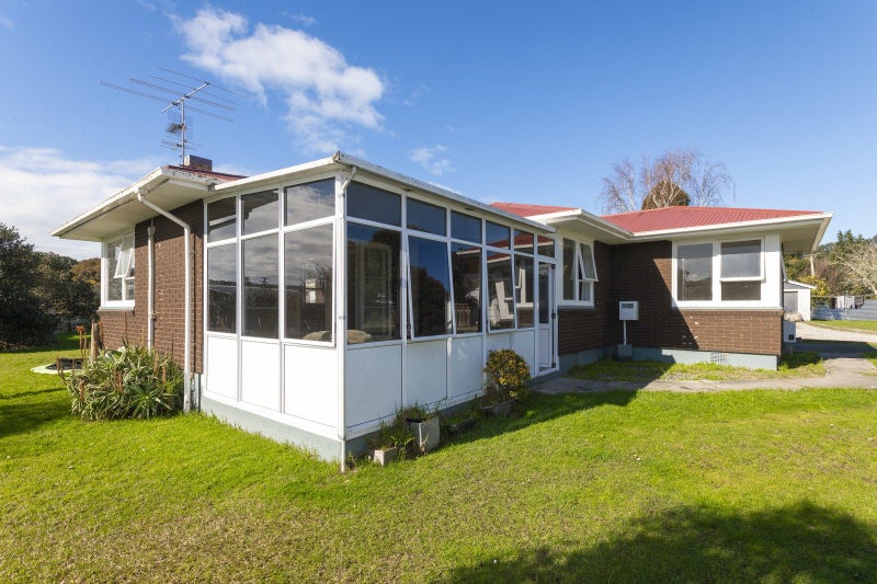 16 Ropata Street, Kaiti, Gisborne - Carousel 2
