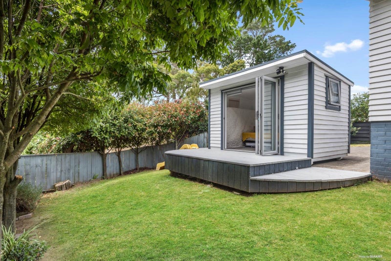 20A Puketitiro Street, Glen Eden, Auckland - Carousel 2
