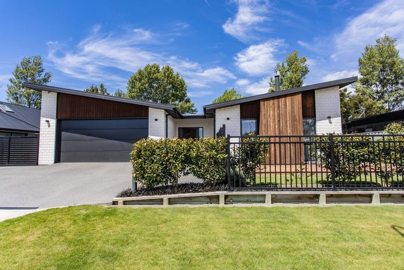 5 Chatsworth Avenue, Rangiora, Rangiora - Carousel 1