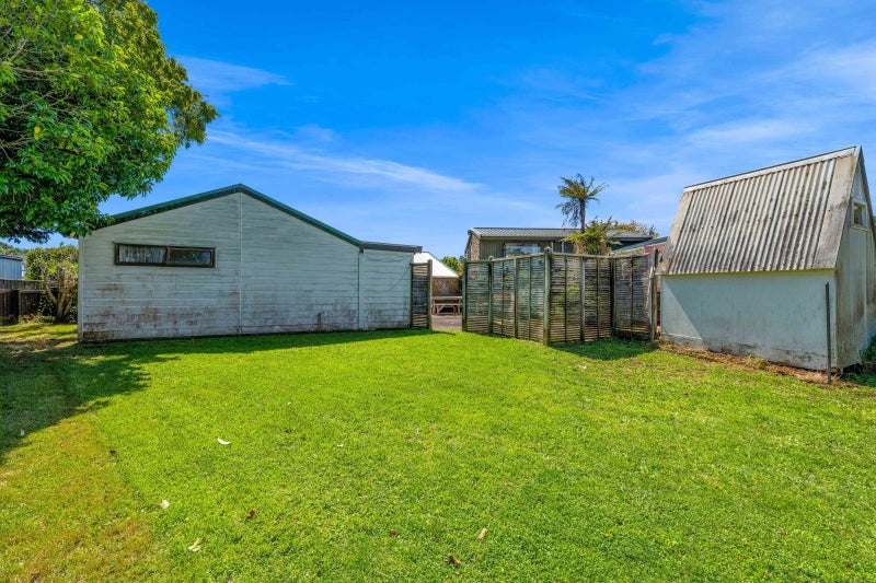 4 Rennell Street, Frankleigh Park, New Plymouth, Taranaki - Carousel 24