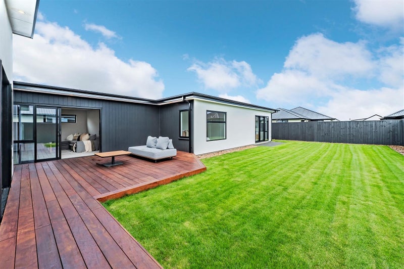 7 Frank Chittock Street, Lincoln, Lincoln - Carousel 2