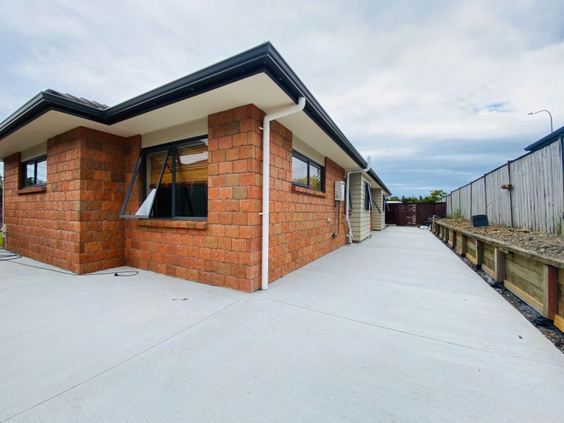 42 Accent Drive, Flat Bush, Auckland - Carousel 15