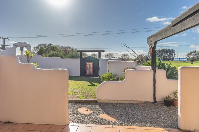 15 Waitarere Beach Road, Waitārere, Levin - Carousel 24