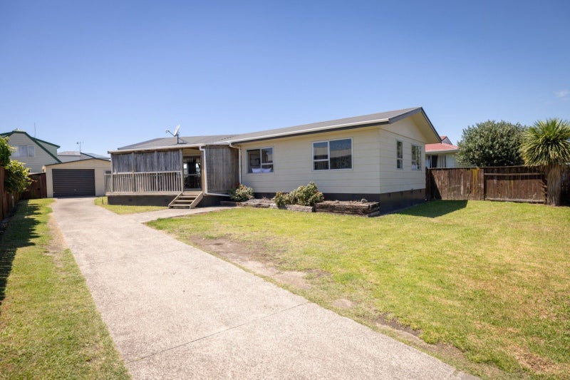 42 Eversham Road, Mount Maunganui, Mount Maunganui - Carousel 2