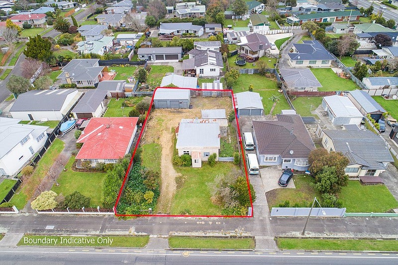 444 Tremaine Avenue, Takaro, Palmerston North - Carousel 1
