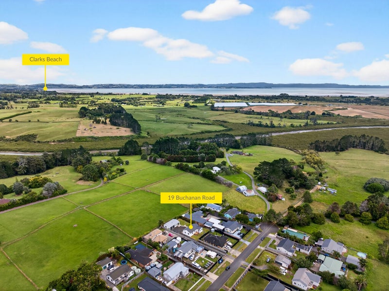 19 Buchanan Road, Papakura - Carousel 28