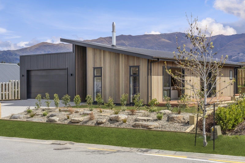 13 Armidale Crescent, Wanaka, Wānaka - Carousel 1