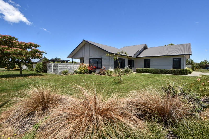 18 Carrington Drive, Carterton - Carousel 1