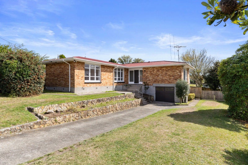 16 Clothier Street, Putaruru - Carousel 1