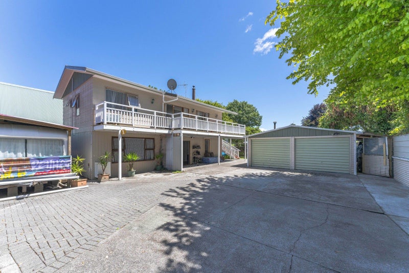 2/34 Wheretia Street, Taupo - Carousel 1