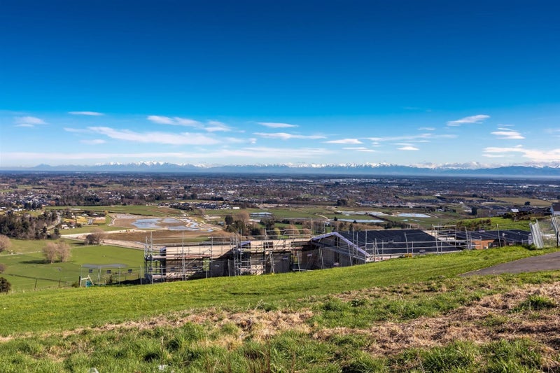 186 Penruddock Rise, Westmorland, Christchurch - Carousel 2