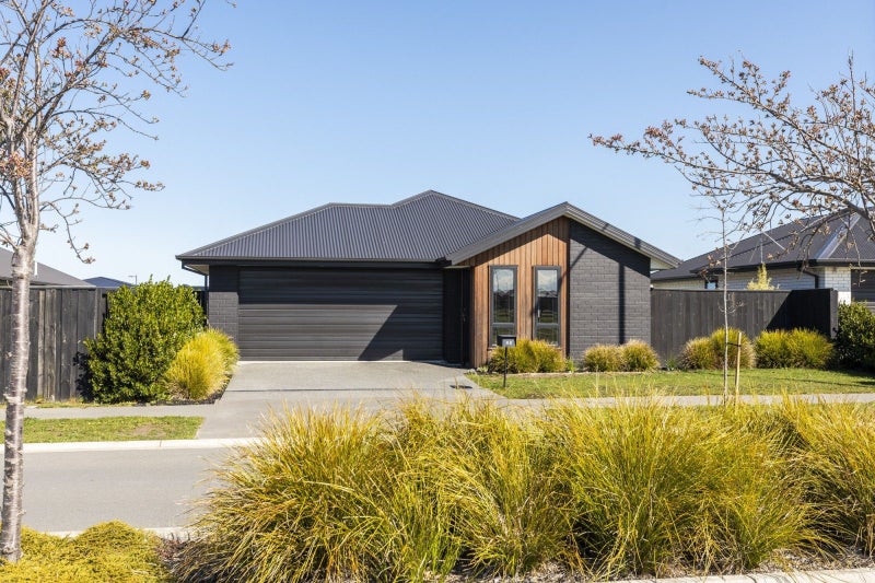 66 Broadway Parade, Rolleston, Rolleston - Carousel 1