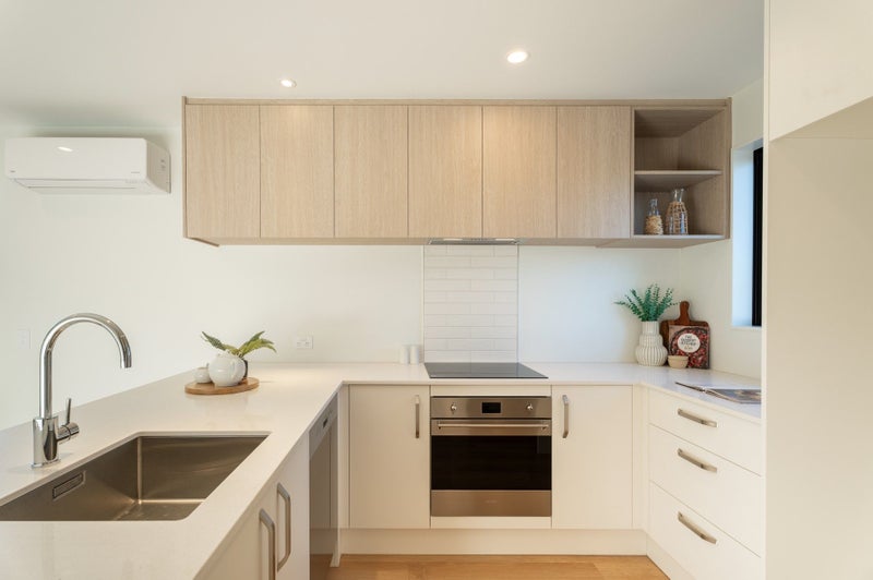 2/27 Vogel Street, Richmond, Christchurch - Carousel 2