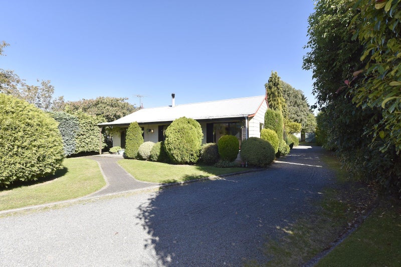 1277 Courtenay Road, Kirwee - Carousel 1