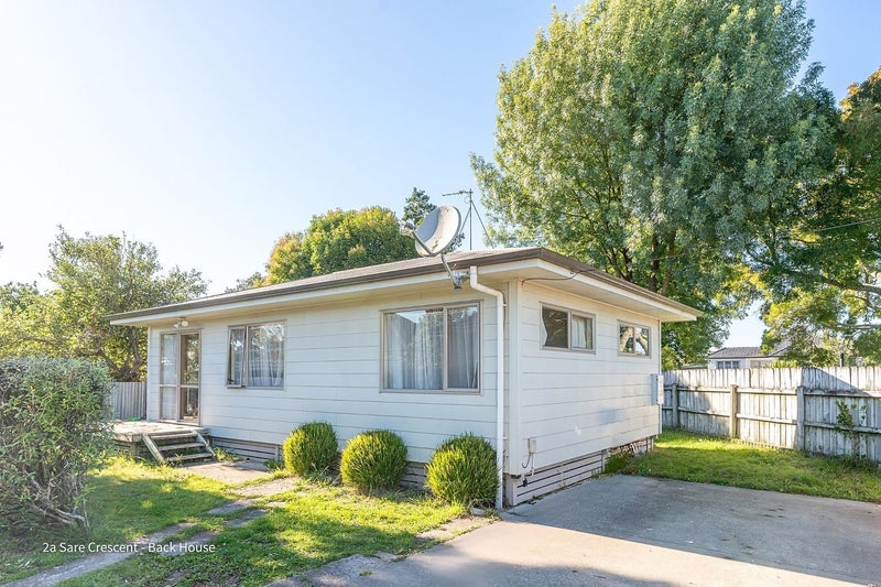 2 Sare Crescent, Fairfield, Hamilton - Carousel 1